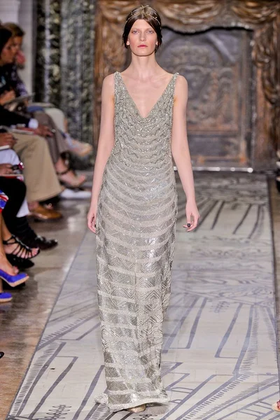 Look 33
